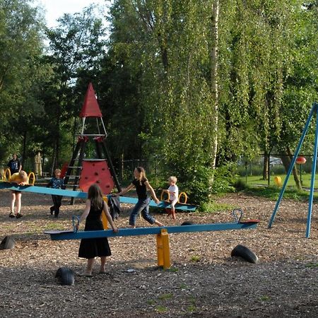 Vakantiepark Bergumermeer - 689 Suameer Екстериор снимка