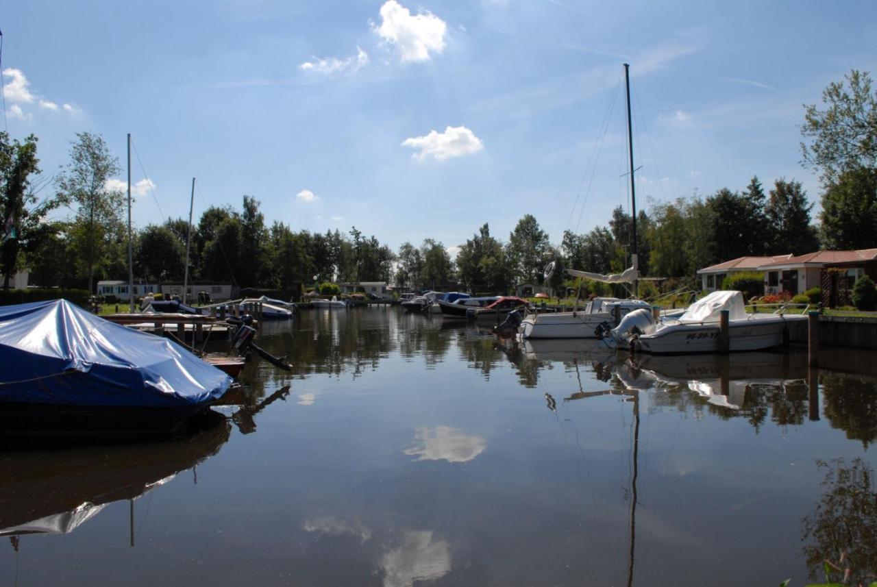 Vakantiepark Bergumermeer - 689 Suameer Екстериор снимка
