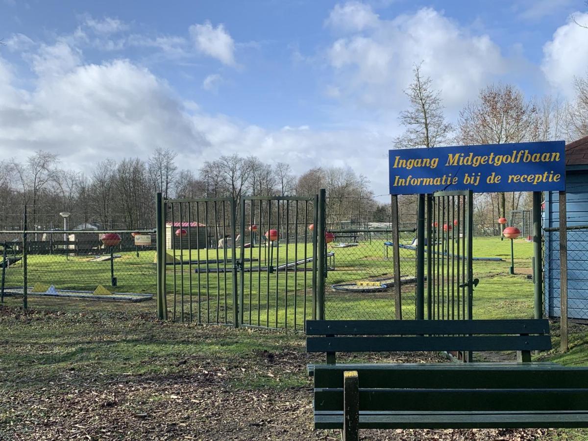 Vakantiepark Bergumermeer - 689 Suameer Екстериор снимка